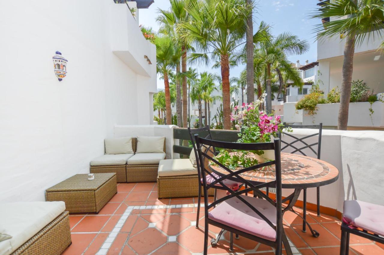 JARDINES DE ALDABA, PUERTO BANUS. ≡ Marbella, Spain ≡ Lowest Booking Rates  For Jardines De Aldaba, Puerto Banus. in Marbella, Location